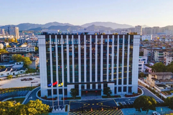 樓志堅副市長一行蒞臨中立建設走訪調研